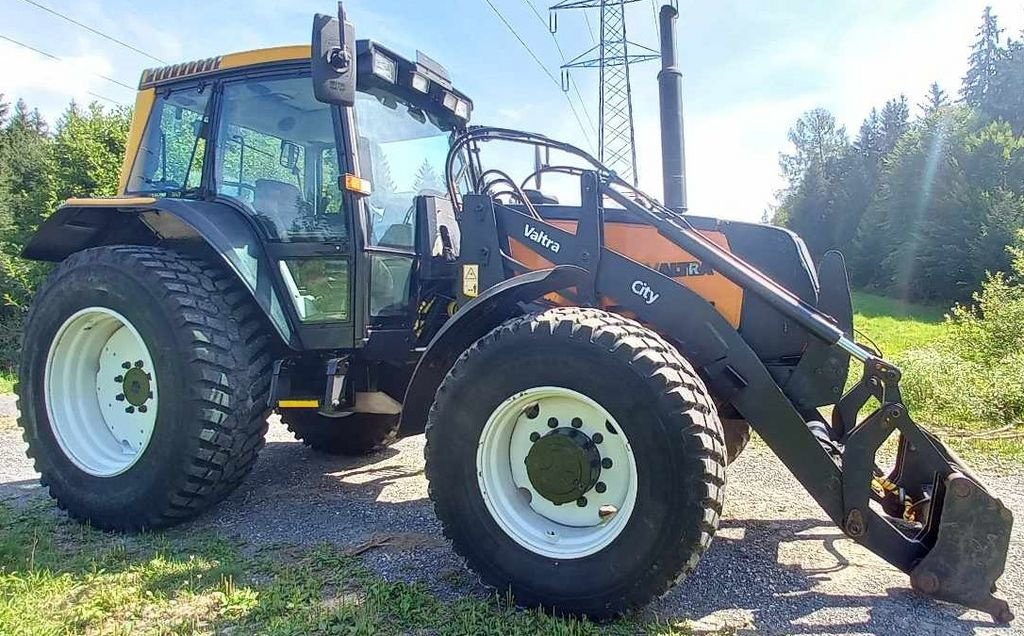 Traktor типа Valtra X 100, Gebrauchtmaschine в Villach/Zauchen (Фотография 8)