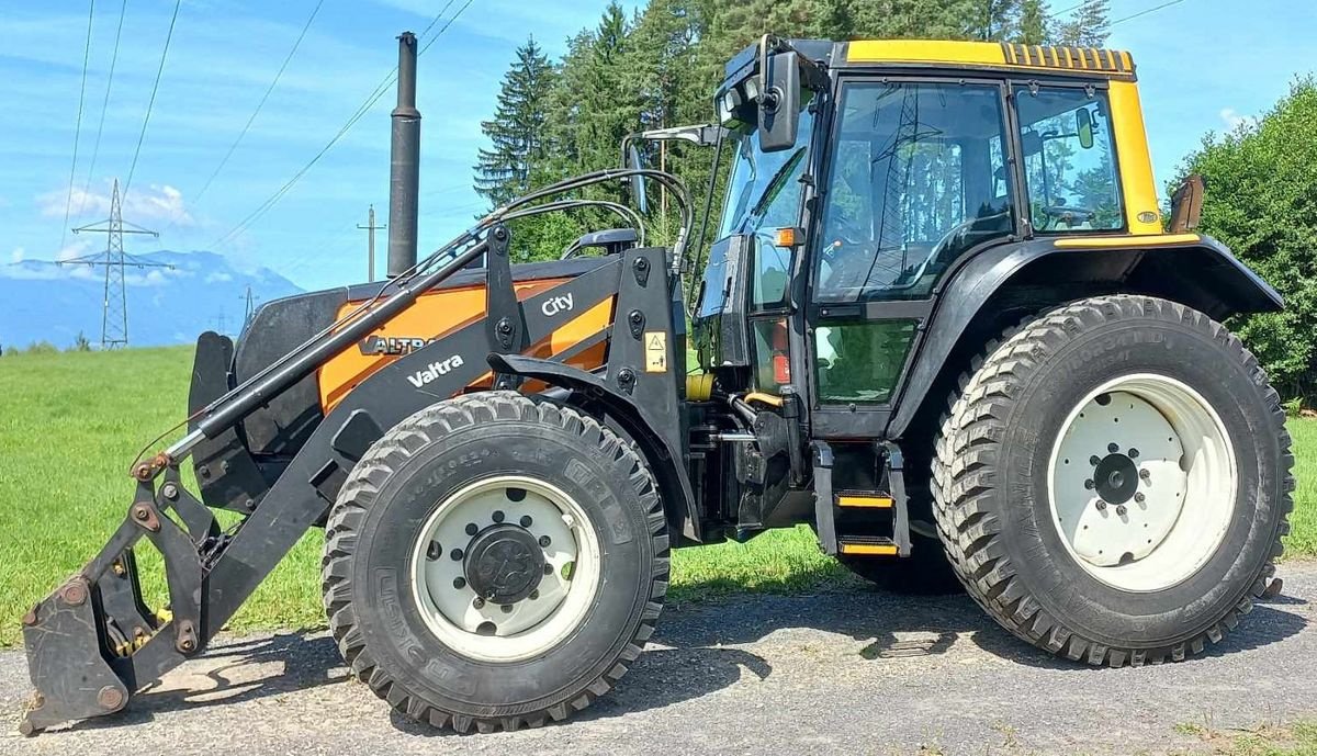 Traktor typu Valtra X 100, Gebrauchtmaschine v Villach/Zauchen (Obrázek 5)