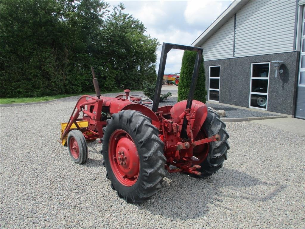 Traktor du type Volvo 320 3cyl diesel traktor med frontlæsser på, Gebrauchtmaschine en Lintrup (Photo 6)