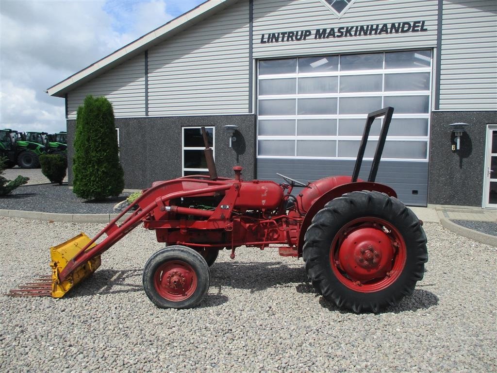 Traktor typu Volvo 320 3cyl diesel traktor med frontlæsser på, Gebrauchtmaschine w Lintrup (Zdjęcie 4)