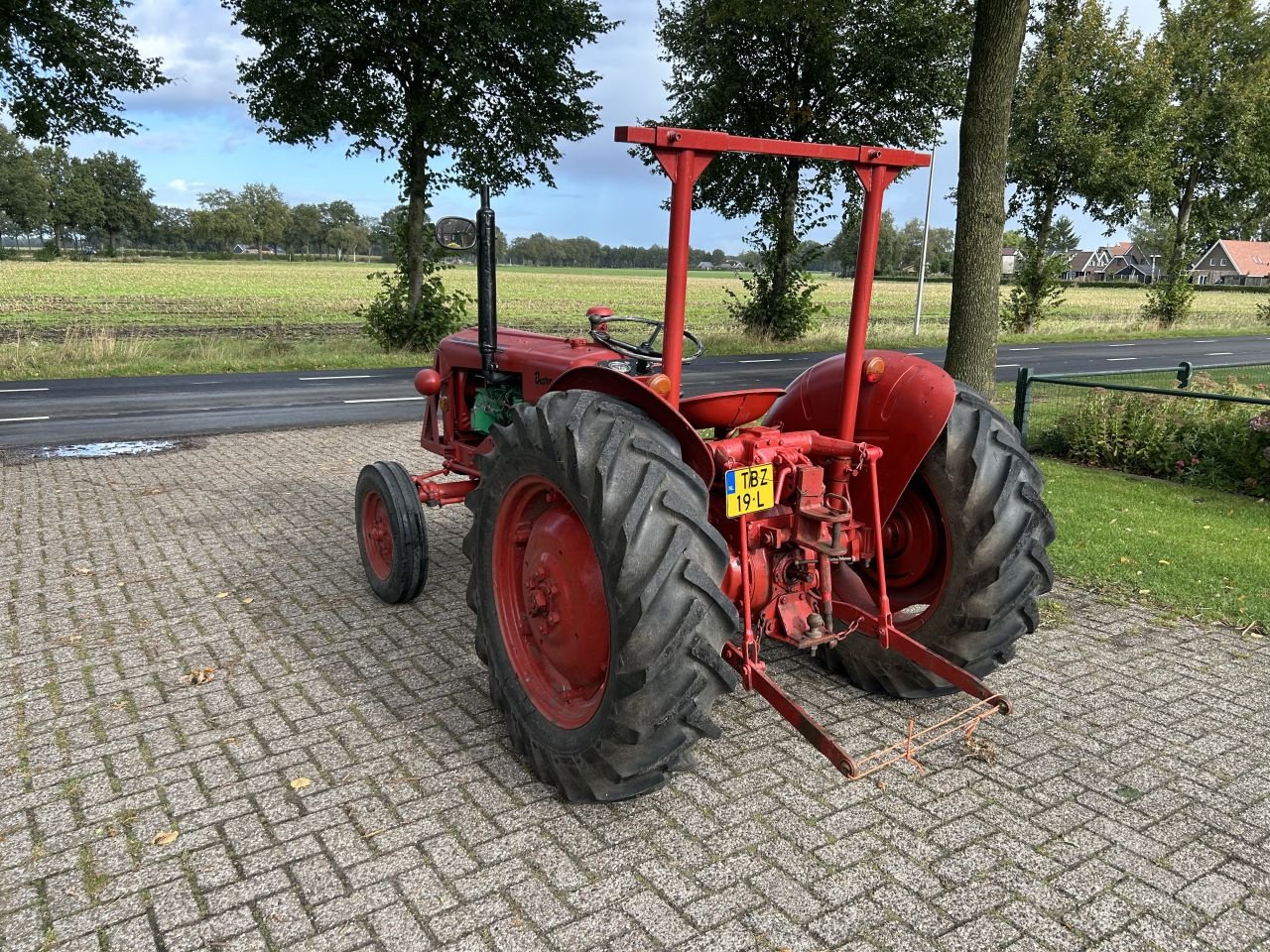 Traktor typu Volvo 320 Buster, Gebrauchtmaschine w Staphorst (Zdjęcie 3)