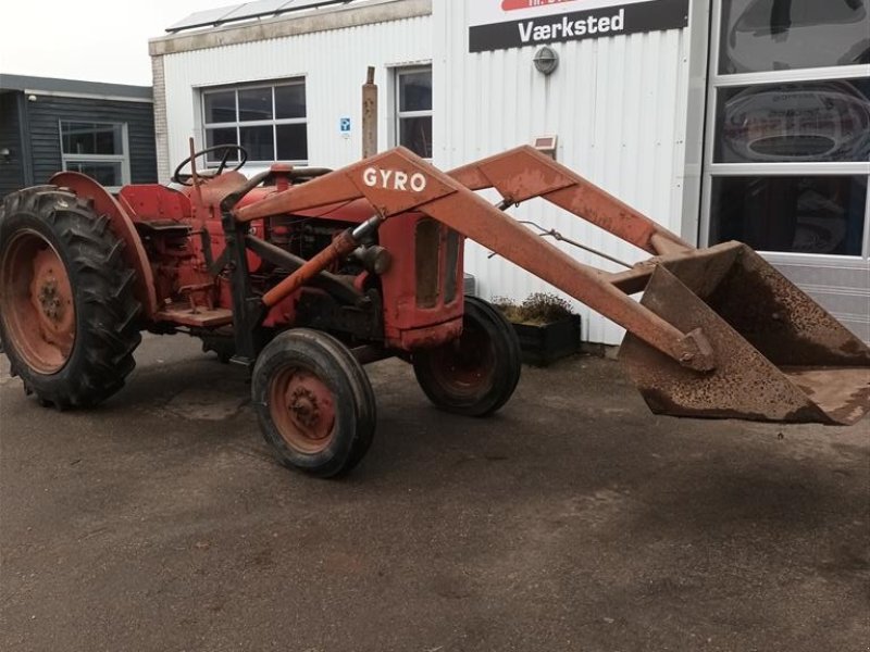 Traktor van het type Volvo 400 Buster perkins 3 cyl diesel, Gebrauchtmaschine in Roslev (Foto 1)