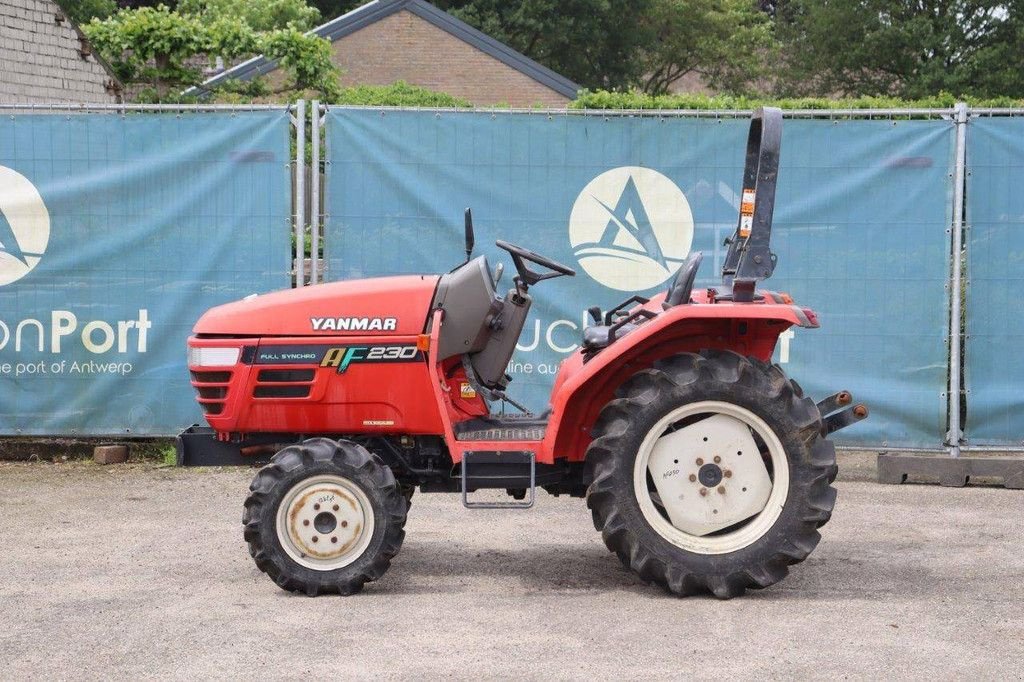 Traktor του τύπου Yanmar AF230, Gebrauchtmaschine σε Antwerpen (Φωτογραφία 2)