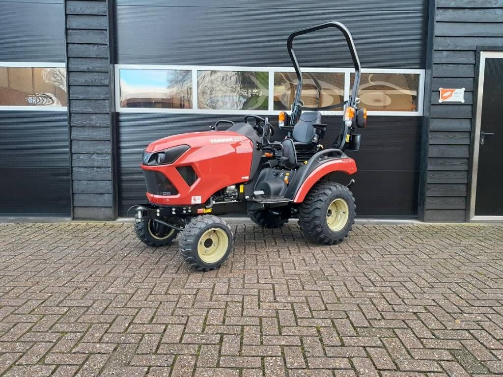 Traktor des Typs Yanmar Dealer Midden Nederland trekkers, Gebrauchtmaschine in Ederveen (Bild 3)