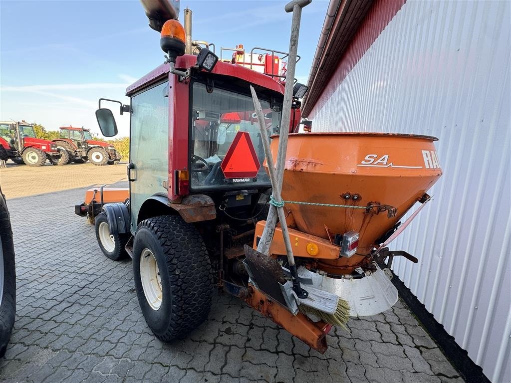 Traktor du type Yanmar EF 235 MED KOST, SNEPLOV OG SALTSPREDER!, Gebrauchtmaschine en Nørager (Photo 4)