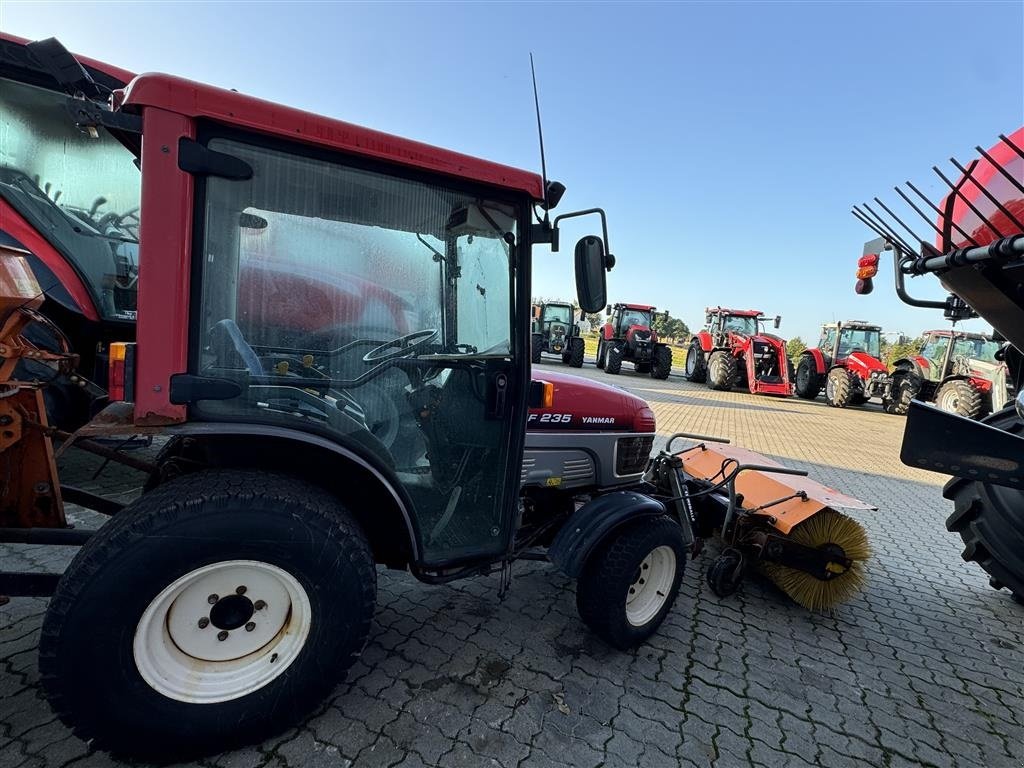 Traktor of the type Yanmar EF 235 MED KOST, SNEPLOV OG SALTSPREDER!, Gebrauchtmaschine in Nørager (Picture 8)