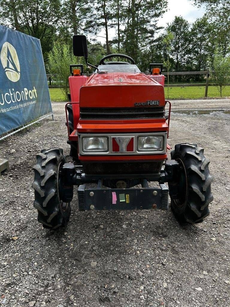 Traktor des Typs Yanmar FX215, Gebrauchtmaschine in Antwerpen (Bild 4)