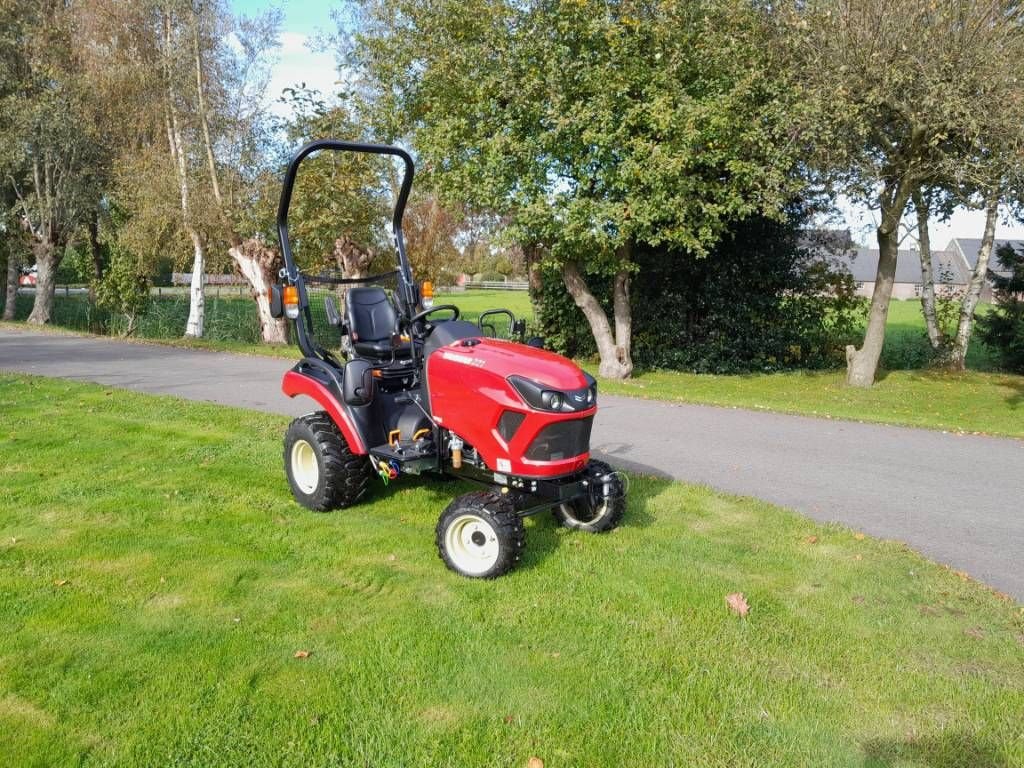 Traktor del tipo Yanmar SA 221 HST DEMO trekker tractor hydrostaat, Gebrauchtmaschine In Ederveen (Immagine 8)