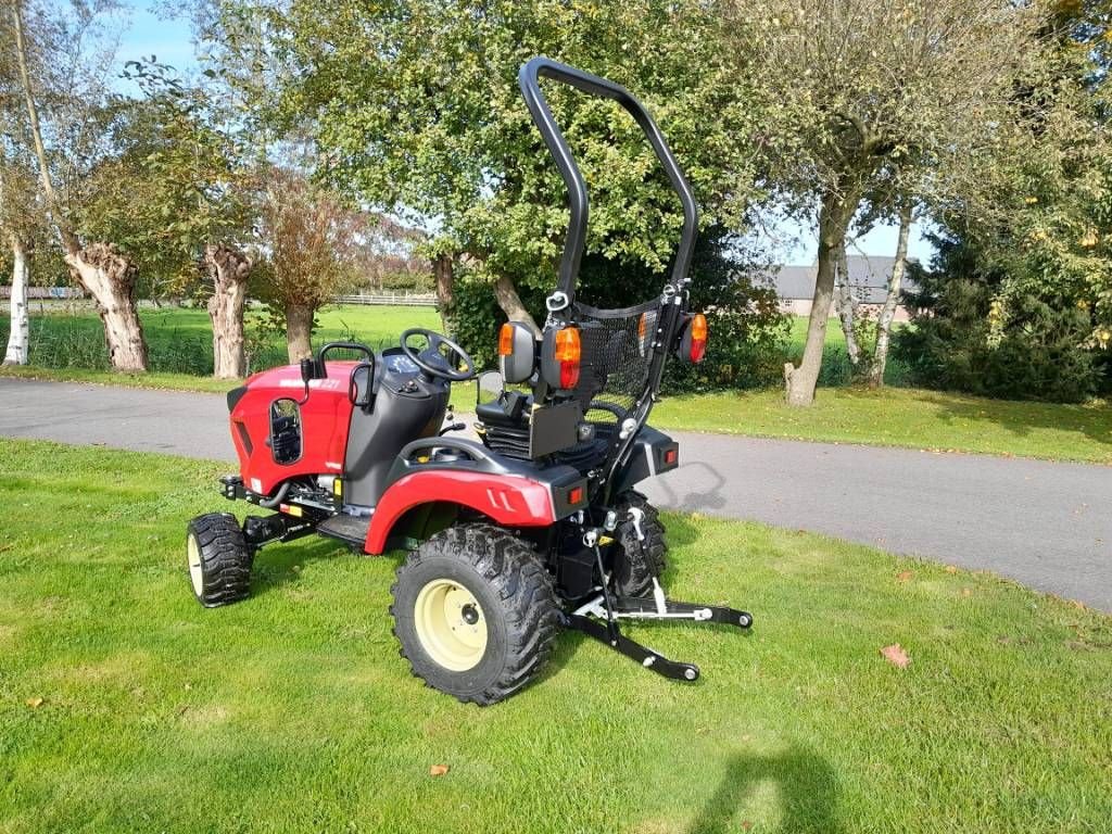 Traktor of the type Yanmar SA 221 HST DEMO trekker tractor hydrostaat, Gebrauchtmaschine in Ederveen (Picture 3)