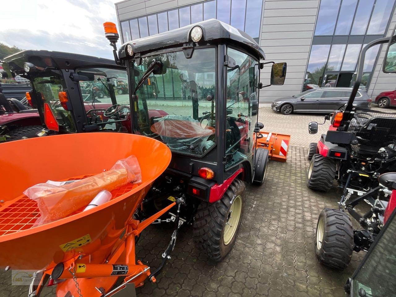 Traktor van het type Yanmar SA 424 V-Q, Neumaschine in Pfreimd (Foto 3)