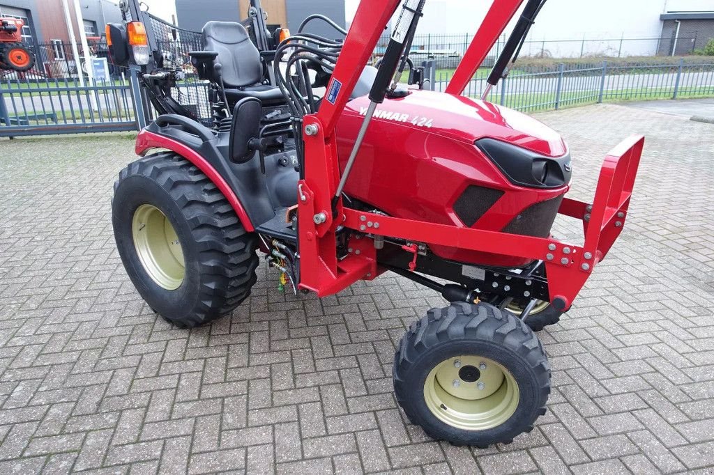 Traktor des Typs Yanmar SA424 4wd HST / 00172 Draaiuren / Voorlader / Margetrekker, Gebrauchtmaschine in Swifterband (Bild 2)