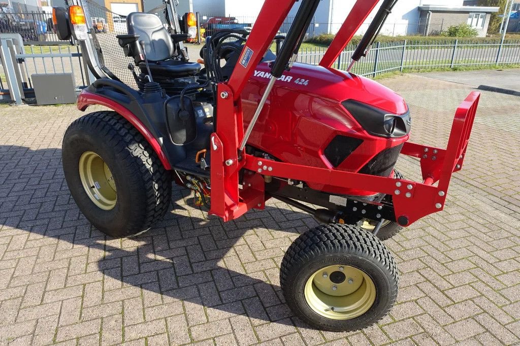 Traktor van het type Yanmar SA424 4wd HST / 0098 Draaiuren / Margetrekker, Gebrauchtmaschine in Swifterband (Foto 2)