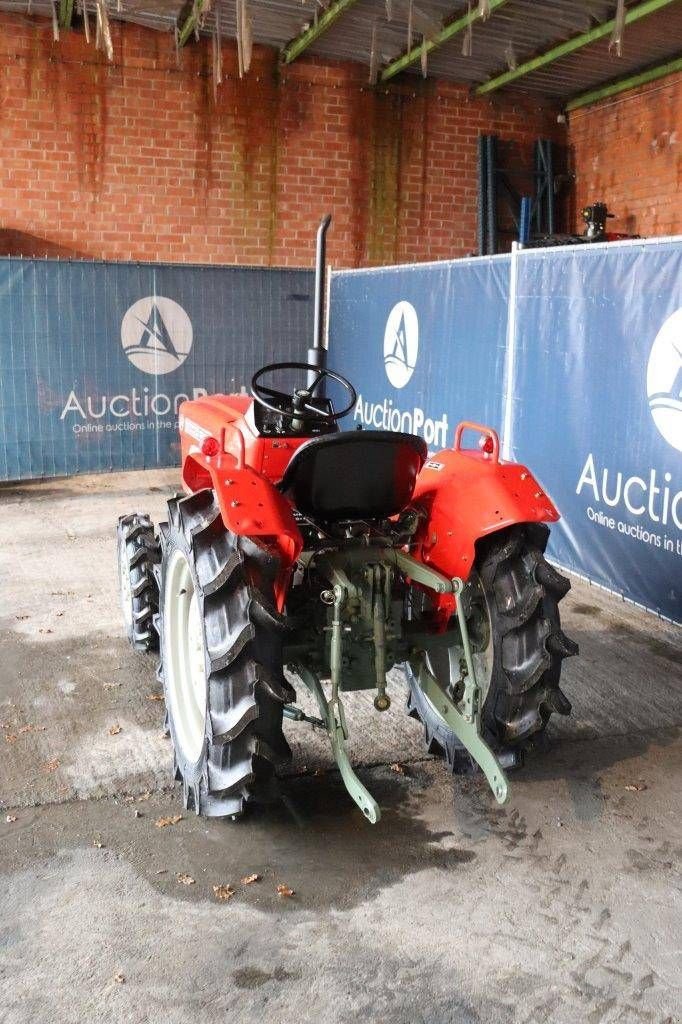 Traktor van het type Yanmar YM1810D, Gebrauchtmaschine in Antwerpen (Foto 4)