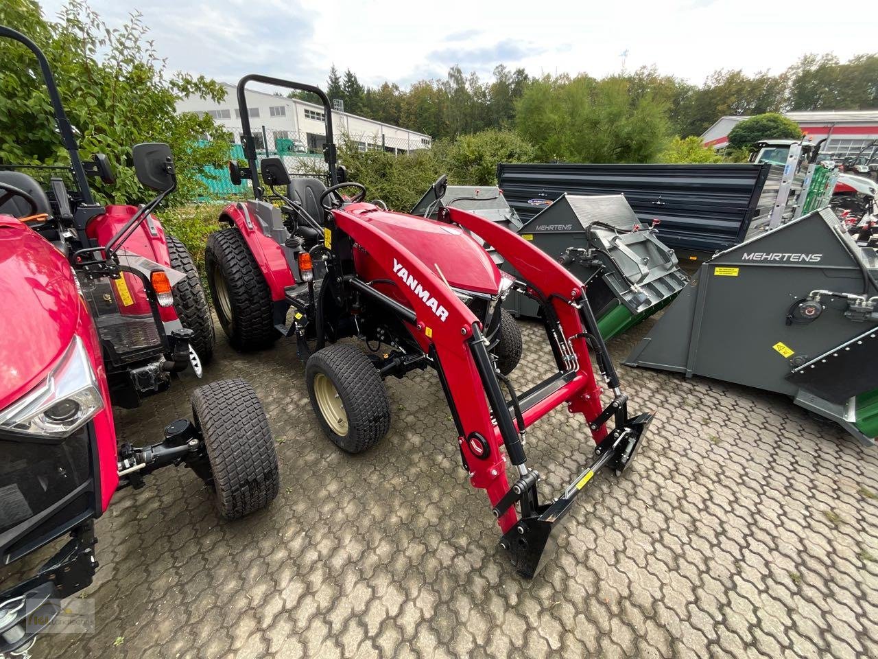 Traktor of the type Yanmar YT 347-R, Neumaschine in Pfreimd (Picture 1)