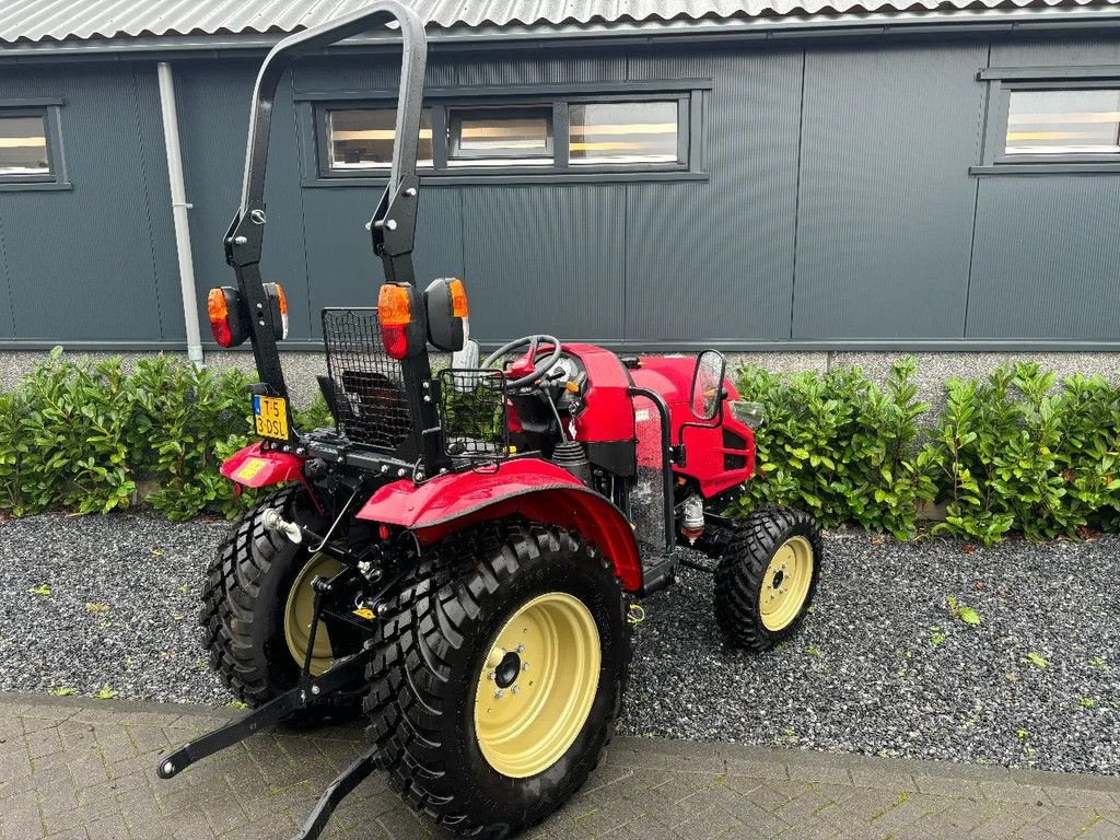 Traktor van het type Yanmar YT235, Neumaschine in Hedel (Foto 2)