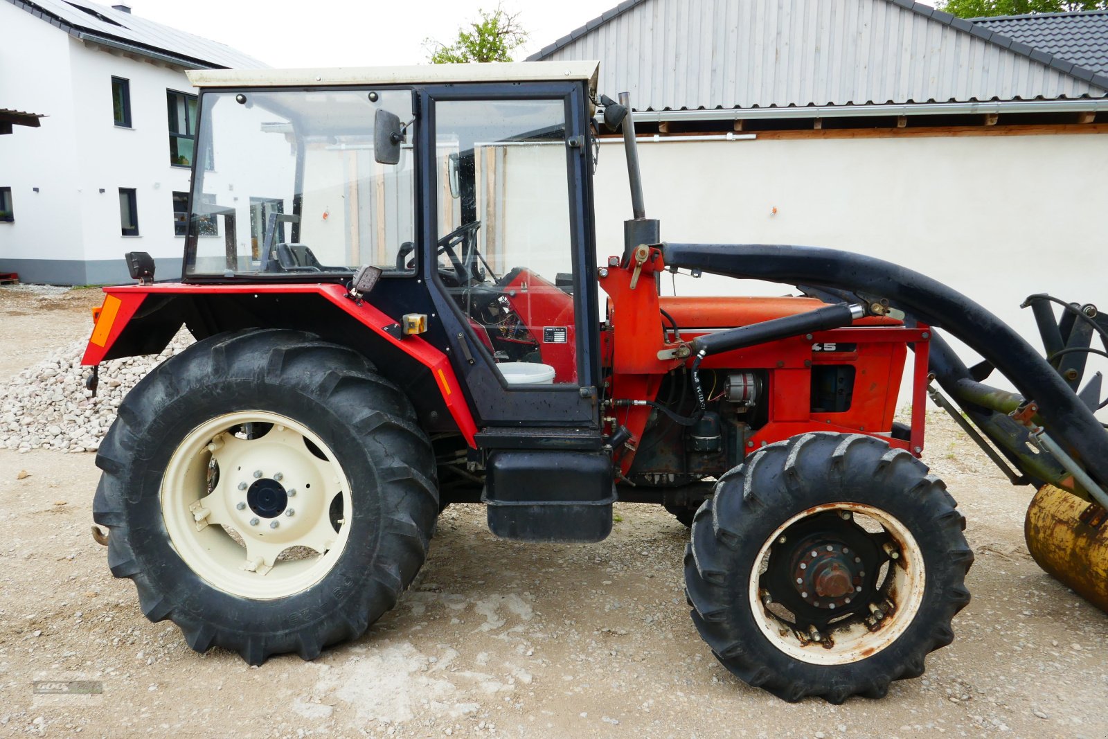 Traktor of the type Zetor 6045 Allr. Erst 2366 Std. Mit Kabine und  Frontlader hydraulisch betätigt., Gebrauchtmaschine in Langenzenn (Picture 8)