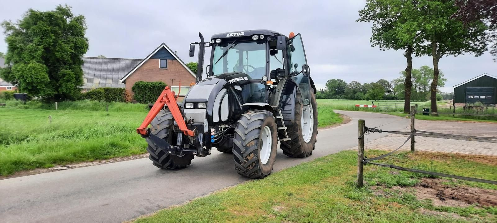 Traktor van het type Zetor Forterra 11441, Gebrauchtmaschine in Goor (Foto 1)