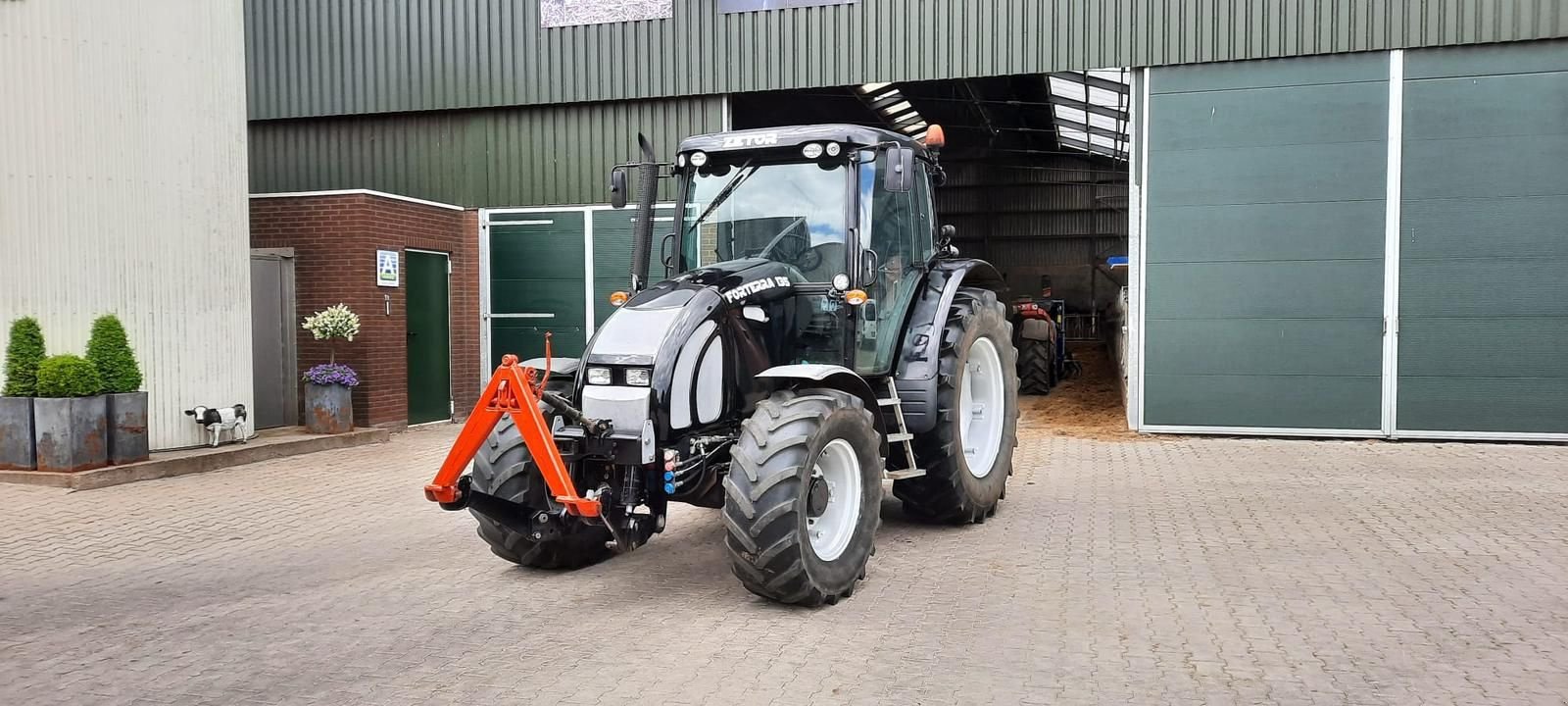 Traktor des Typs Zetor Forterra 11441, Gebrauchtmaschine in Goor (Bild 2)