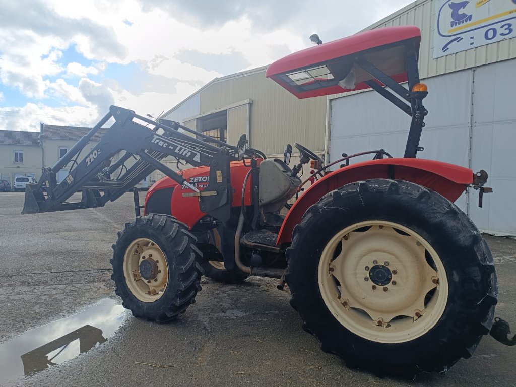 Traktor des Typs Zetor PROXIMA 7441.0, Gebrauchtmaschine in Lérouville (Bild 8)