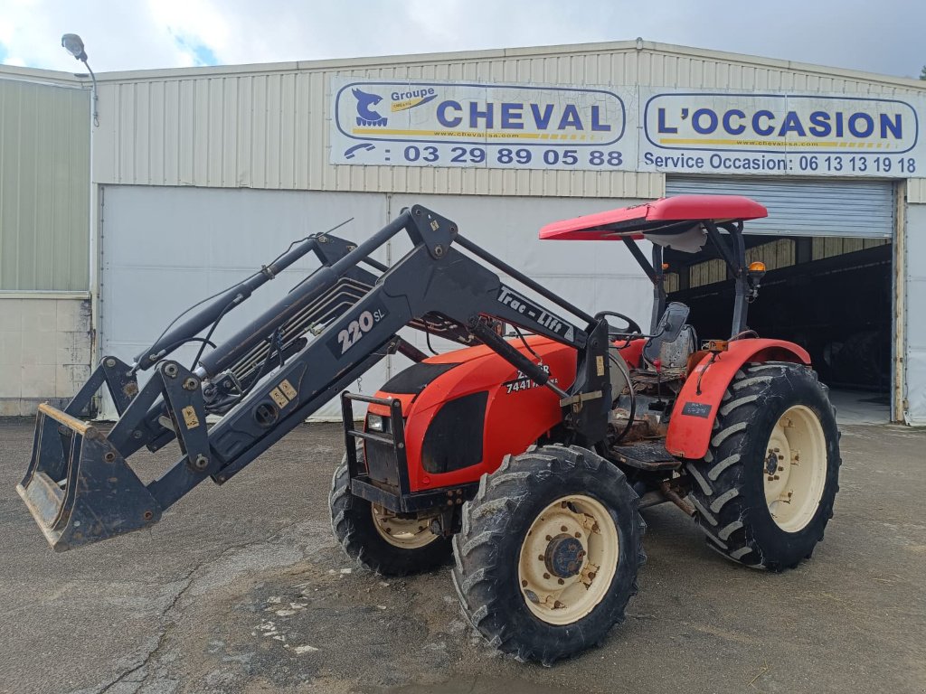 Traktor des Typs Zetor PROXIMA 7441.0, Gebrauchtmaschine in Lérouville (Bild 1)