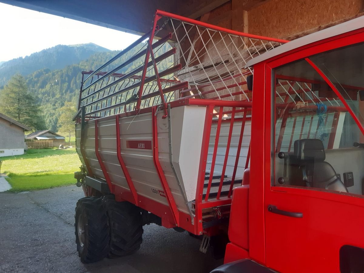 Transportfahrzeug van het type Aebi TP 48P, Gebrauchtmaschine in Adnet (Foto 3)