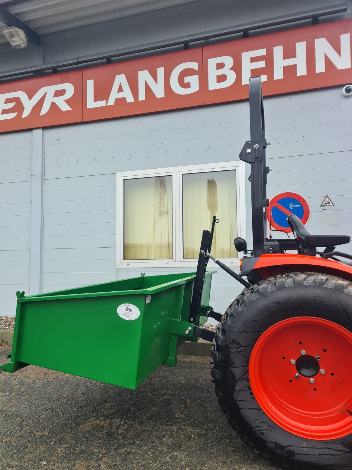 Transportfahrzeug of the type Düvelsdorf Heckcontainer, Neumaschine in Klempau (Picture 1)