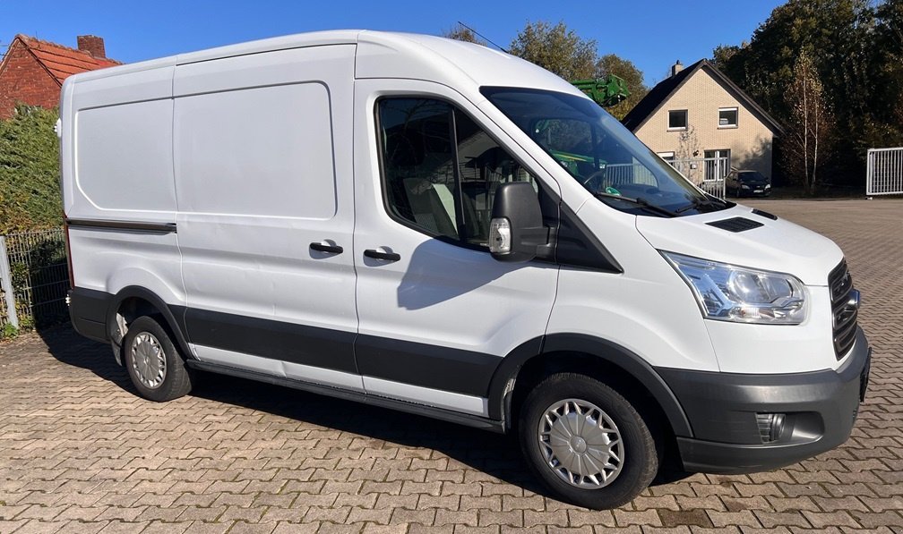 Transportfahrzeug van het type Ford TRANSIT 2.2 ltr. Diesel Transporter, Gebrauchtmaschine in Bramsche (Foto 5)