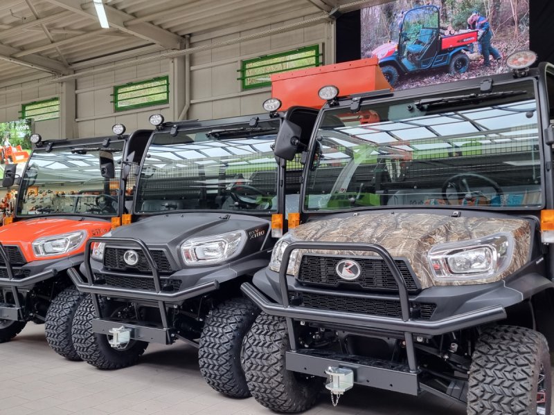 Transportfahrzeug tipa Kubota RTVX-1110 Camouflage, Neumaschine u Olpe