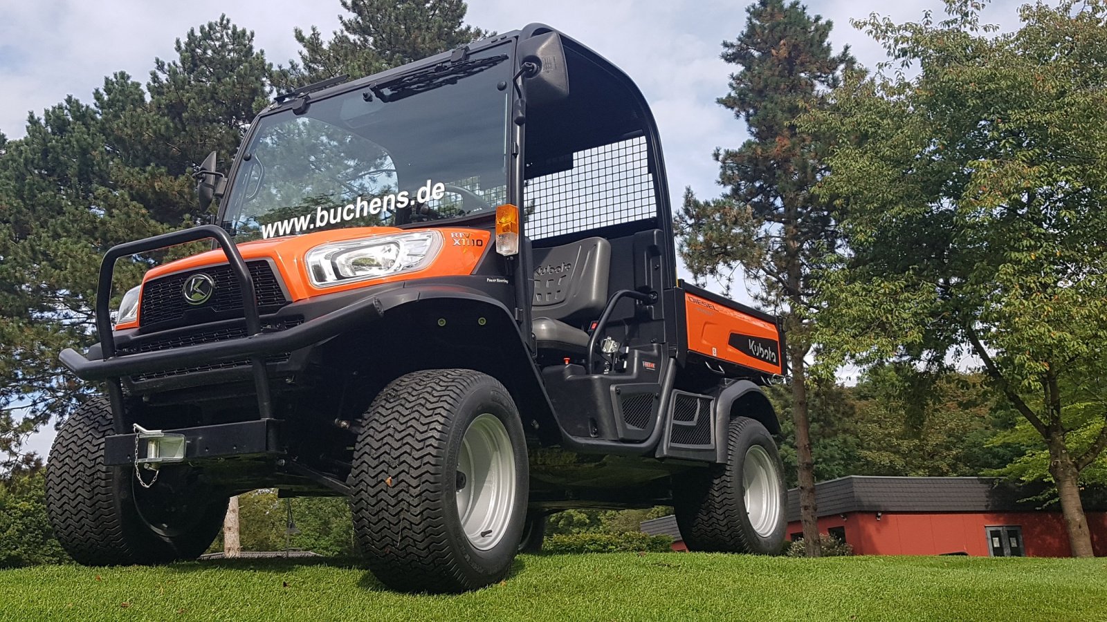 Transportfahrzeug of the type Kubota RTVX 1110 Demo, Neumaschine in Olpe (Picture 2)