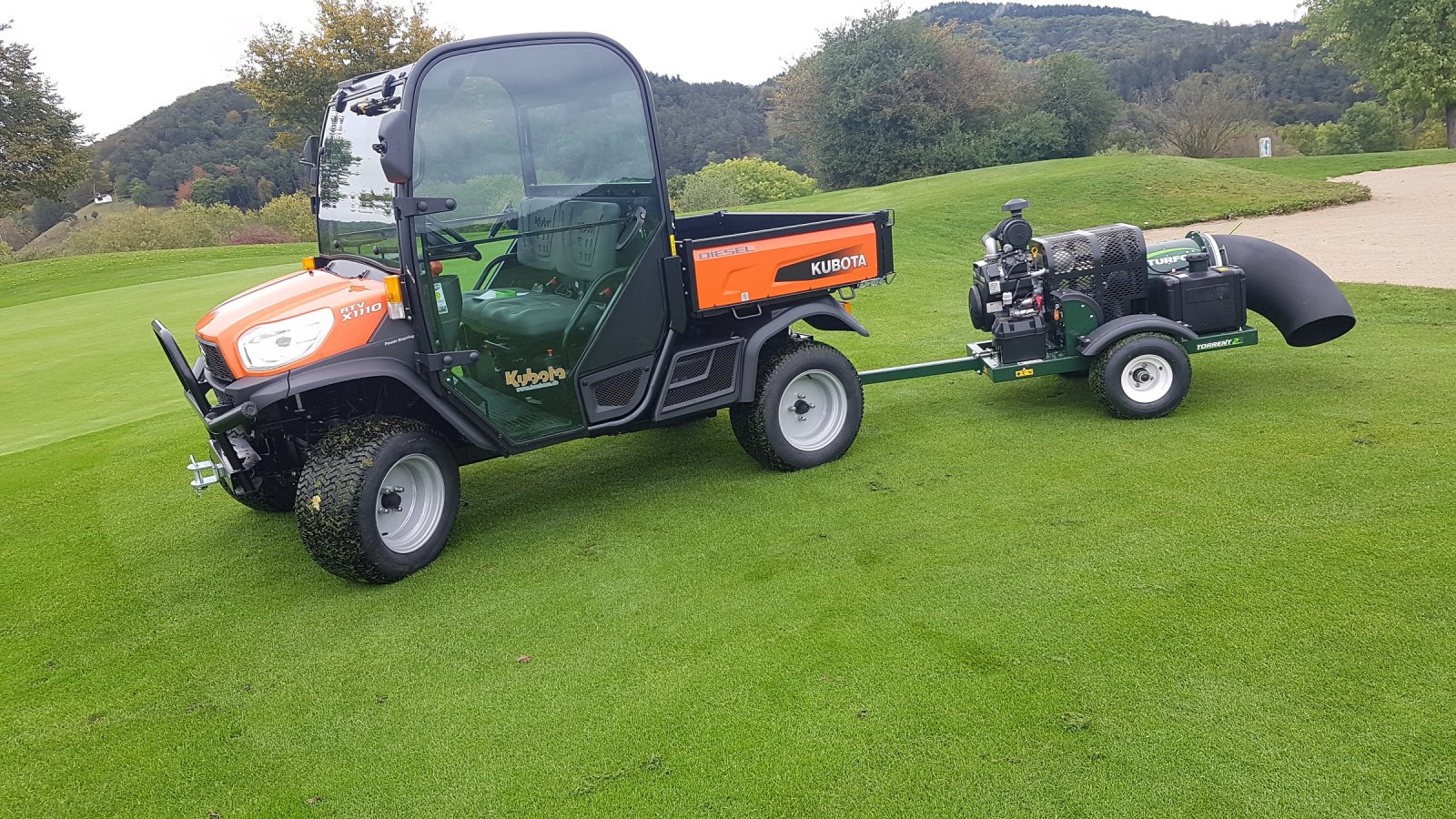 Transportfahrzeug of the type Kubota RTVX 1110 Demo, Neumaschine in Olpe (Picture 11)