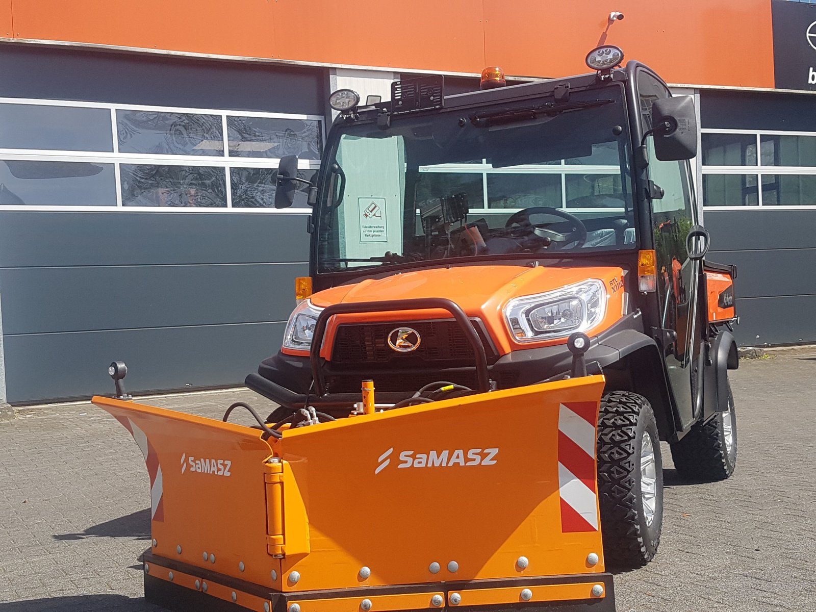 Transportfahrzeug typu Kubota RTVX 1110 Winterdienstpaket, Neumaschine w Olpe (Zdjęcie 1)