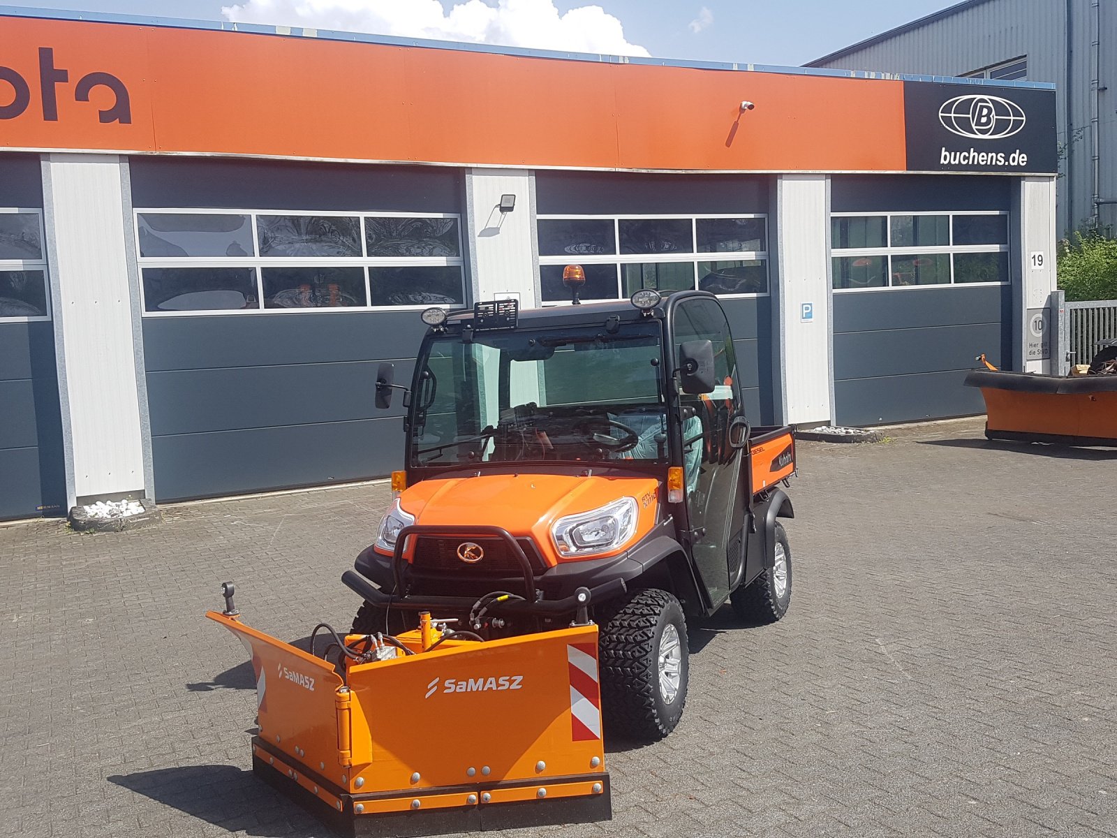 Transportfahrzeug des Typs Kubota RTVX 1110 Winterdienstpaket, Neumaschine in Olpe (Bild 3)