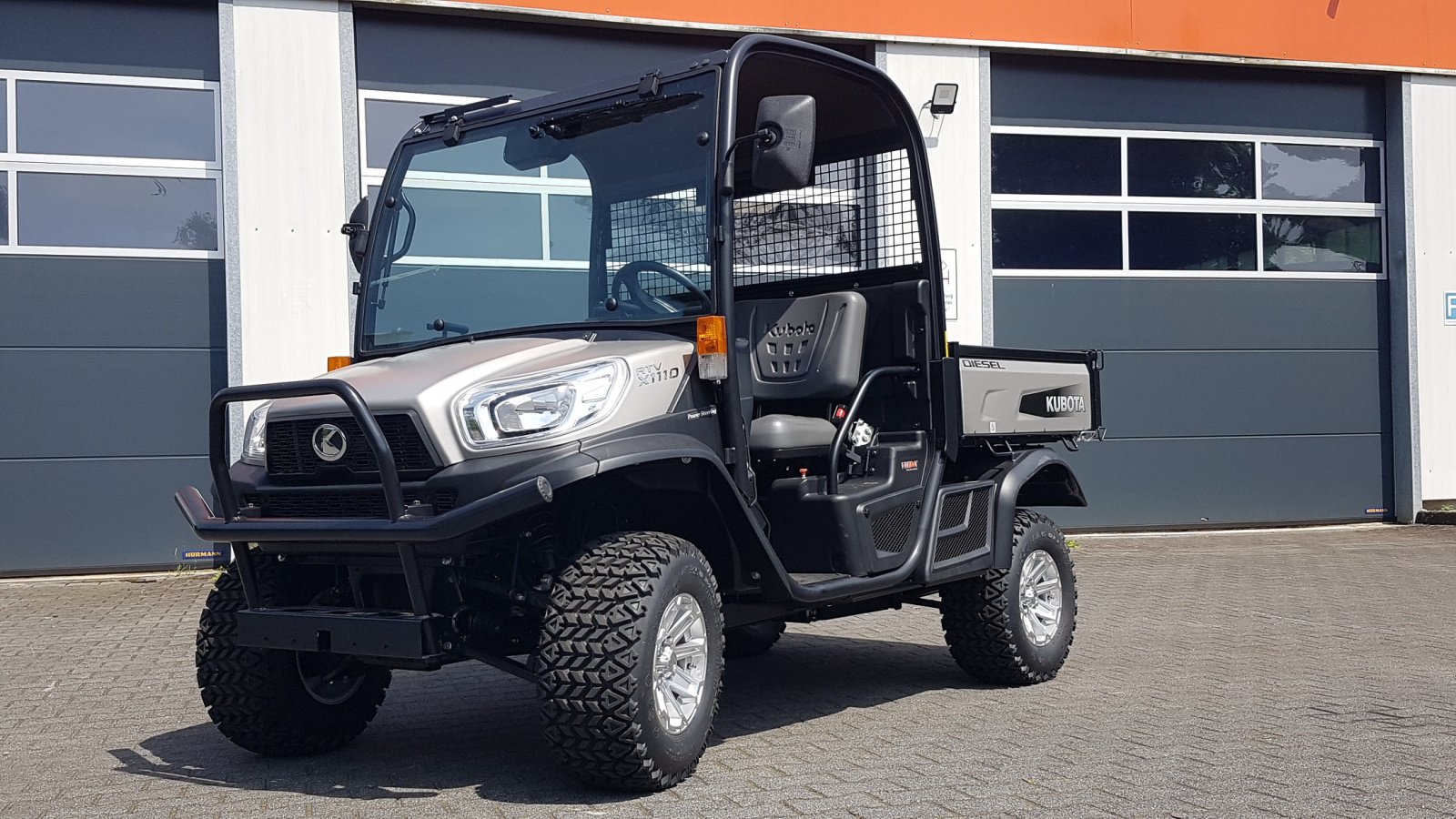 Transportfahrzeug del tipo Kubota RTVX 1110, Neumaschine en Olpe (Imagen 1)