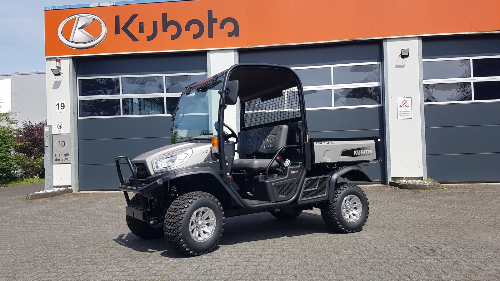 Transportfahrzeug des Typs Kubota RTVX 1110, Neumaschine in Olpe (Bild 2)