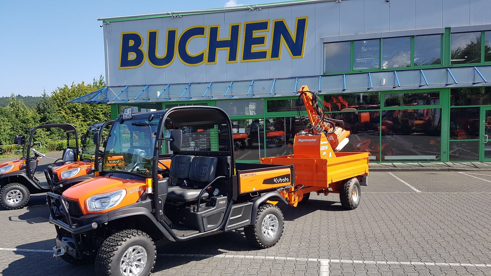 Transportfahrzeug van het type Kubota RTVX1110 incl Frontkehrmaschine, Neumaschine in Olpe (Foto 7)