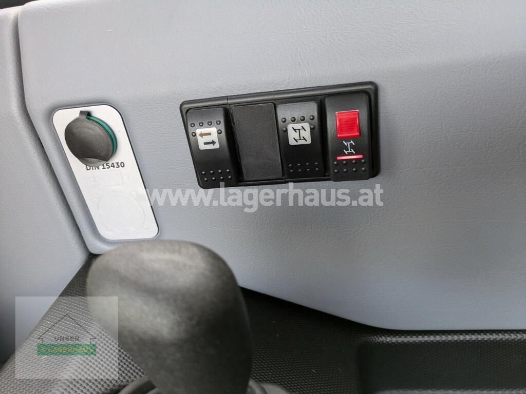 Transportfahrzeug van het type Lindner UNITRAC 72 P5 L, Neumaschine in Schlitters (Foto 13)