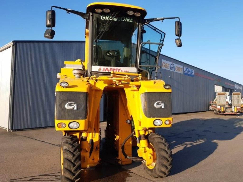 Traubenvollernter van het type Gregoire G7-210 CLEAN TECH VARIO, Gebrauchtmaschine in LE PALLET (Foto 1)