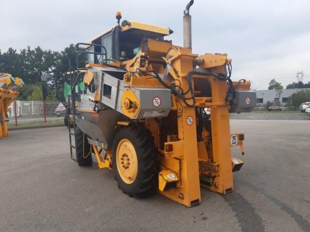 Traubenvollernter van het type Gregoire g86, Gebrauchtmaschine in LE PALLET (Foto 3)