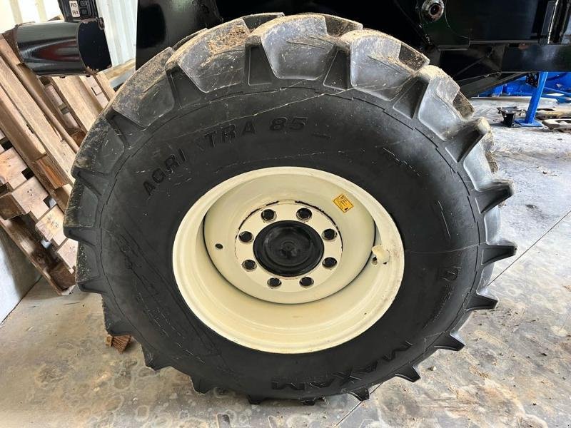 Traubenvollernter za tip New Holland 9080N, Gebrauchtmaschine u BRAY en Val (Slika 5)