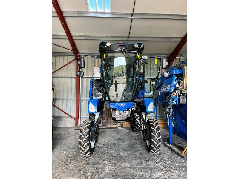 Traubenvollernter des Typs New Holland 9080N, Gebrauchtmaschine in BRAY en Val