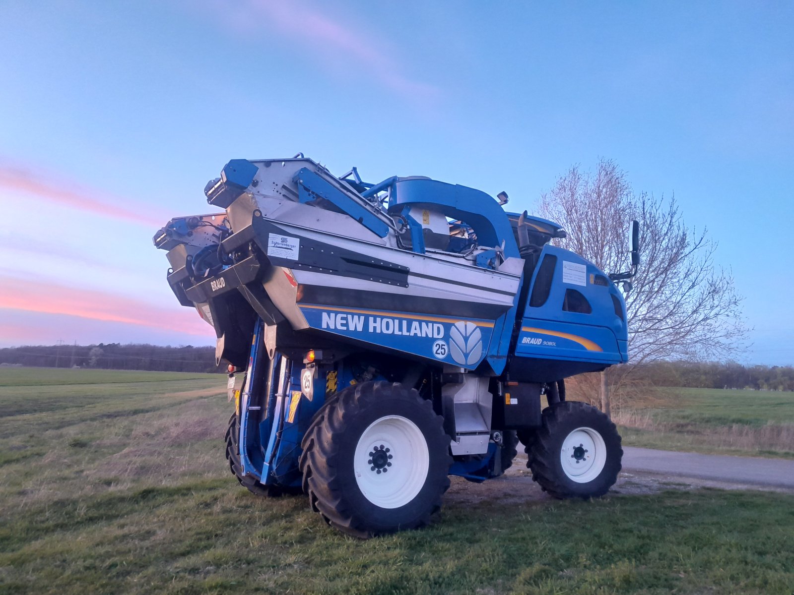 Traubenvollernter a típus New Holland Braud 9080L, Gebrauchtmaschine ekkor: Creglingen (Kép 3)