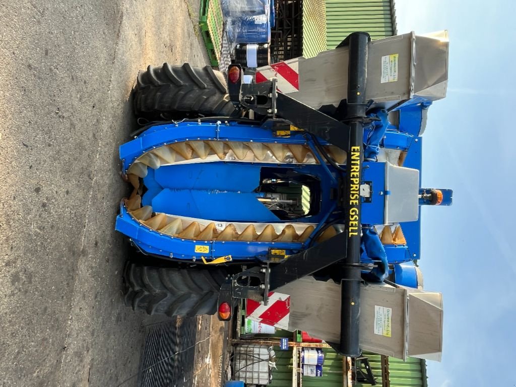 Traubenvollernter van het type New Holland VM 3080, Gebrauchtmaschine in OSTHEIM (Foto 3)