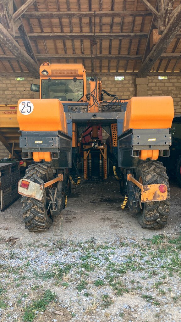 Traubenvollernter del tipo Pellenc MACHINE A VENDANGER 4320, Gebrauchtmaschine en SAINT ANDIOL (Imagen 2)