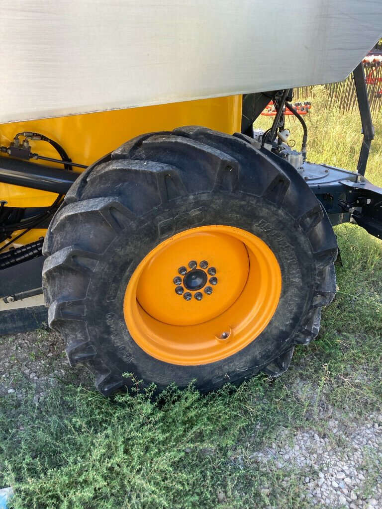 Traubenvollernter typu Pellenc MACHINE A VENDANGER, Gebrauchtmaschine v SAINT ANDIOL (Obrázek 3)