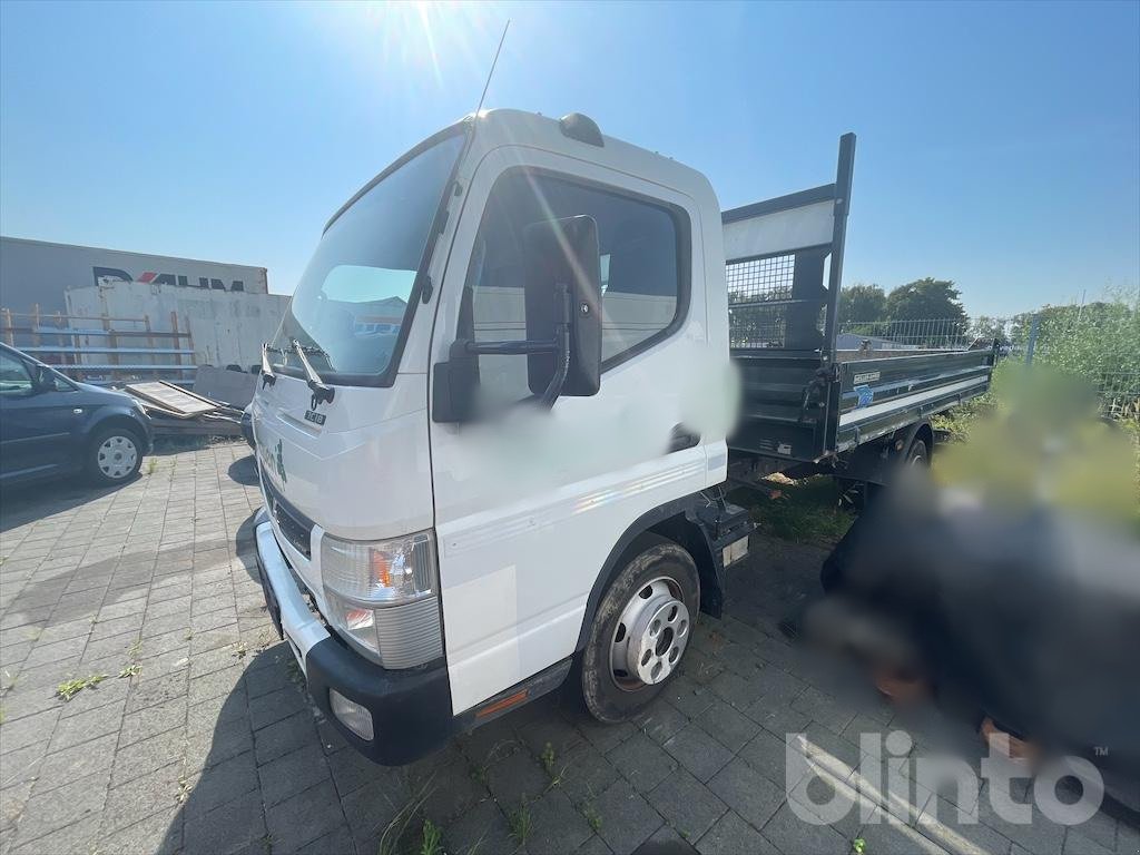 Tridemkipper van het type Mitsubishi CANTER 7C18, Gebrauchtmaschine in Düsseldorf (Foto 2)