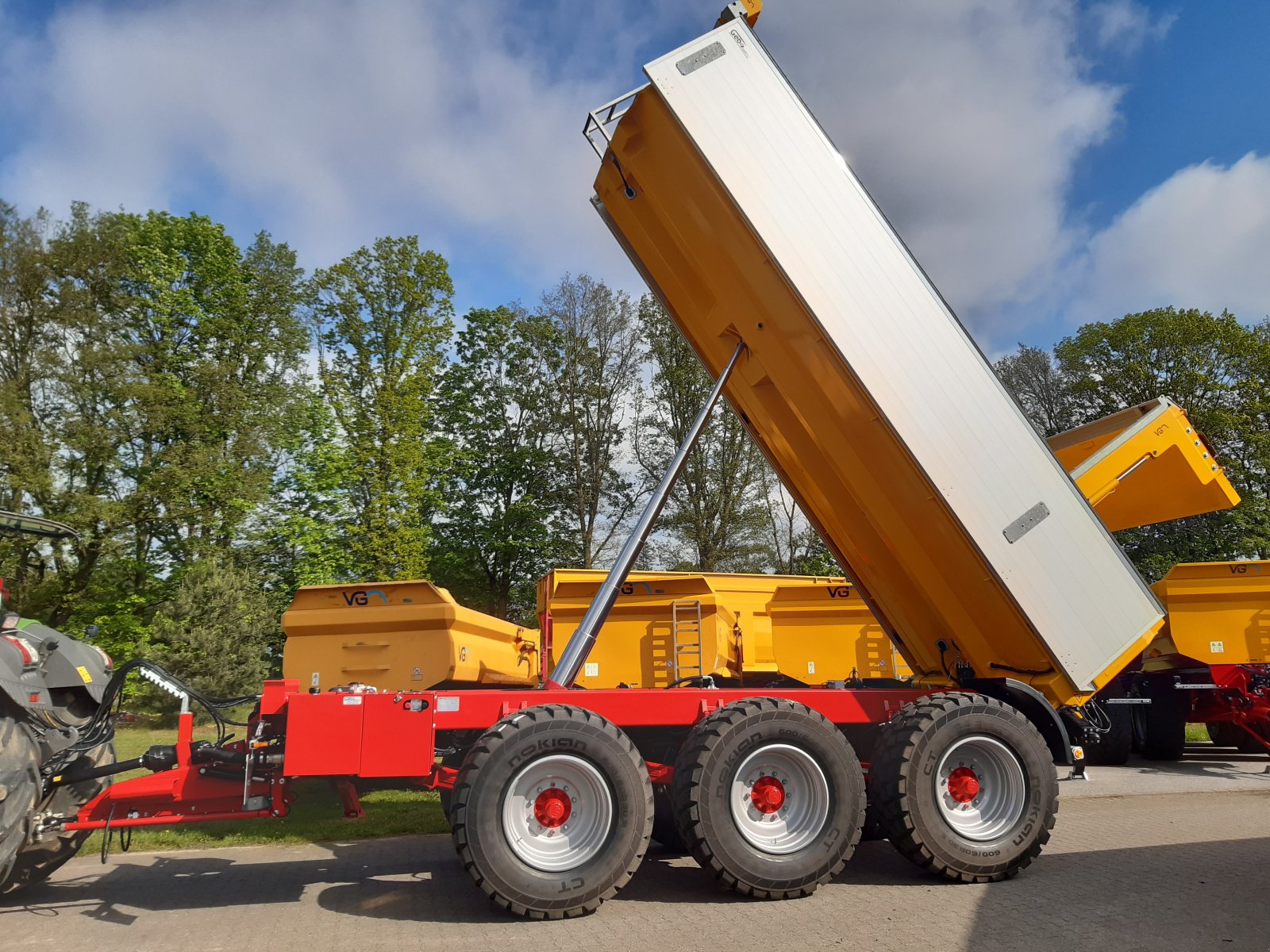 Tridemkipper del tipo VGM (Van Ginkel machines) ZK30-2 Tridem-Schwerlast-Muldenkipper, Neumaschine en Bocholt (Imagen 23)