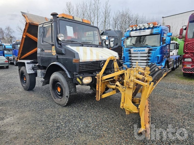 Unimog типа Benz 424, Gebrauchtmaschine в Düsseldorf (Фотография 1)