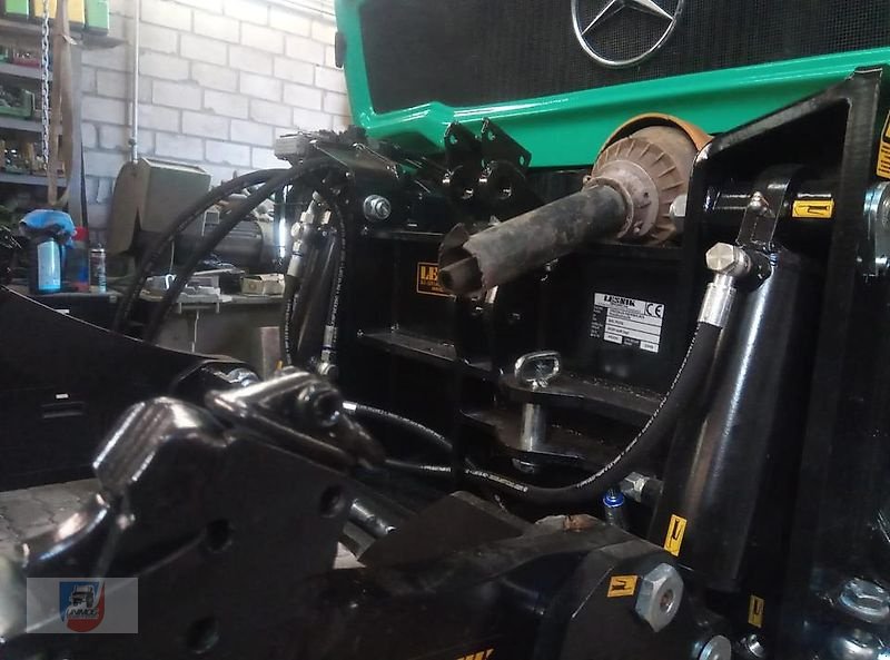 Unimog tip Mercedes-Benz Frontkraftheber Hydraulik Lesnik PU26 Anbau-Platte Mwst., Gebrauchtmaschine in Fitzen (Poză 16)