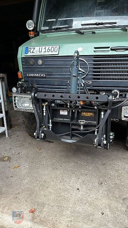 Unimog typu Mercedes-Benz Frontkraftheber Hydraulik Lesnik PU26 Anbau-Platte Mwst., Gebrauchtmaschine v Fitzen (Obrázok 14)