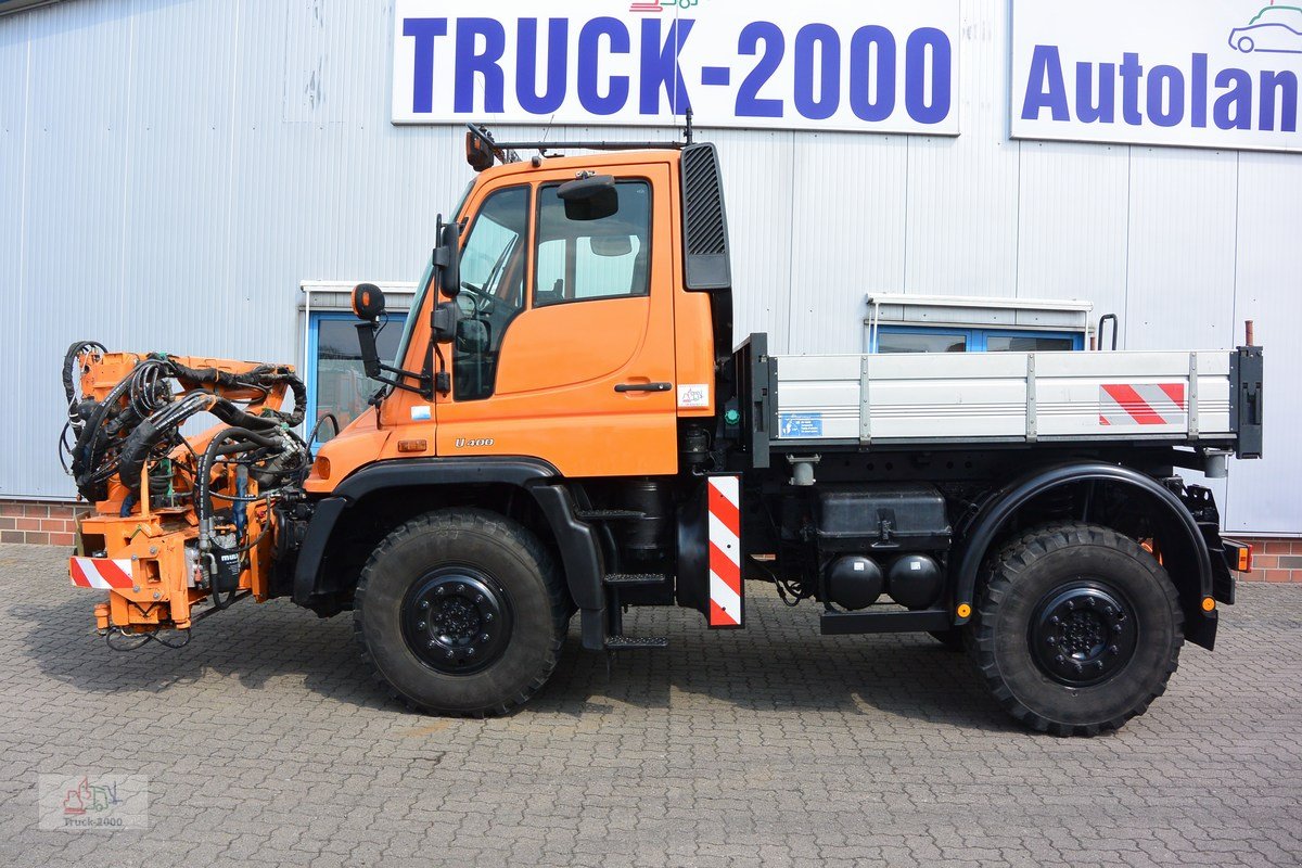 Unimog del tipo Mercedes-Benz U 400 4 x 4 Mulag Teleskopausleger + Zapfwelle, Gebrauchtmaschine en Sottrum (Imagen 3)